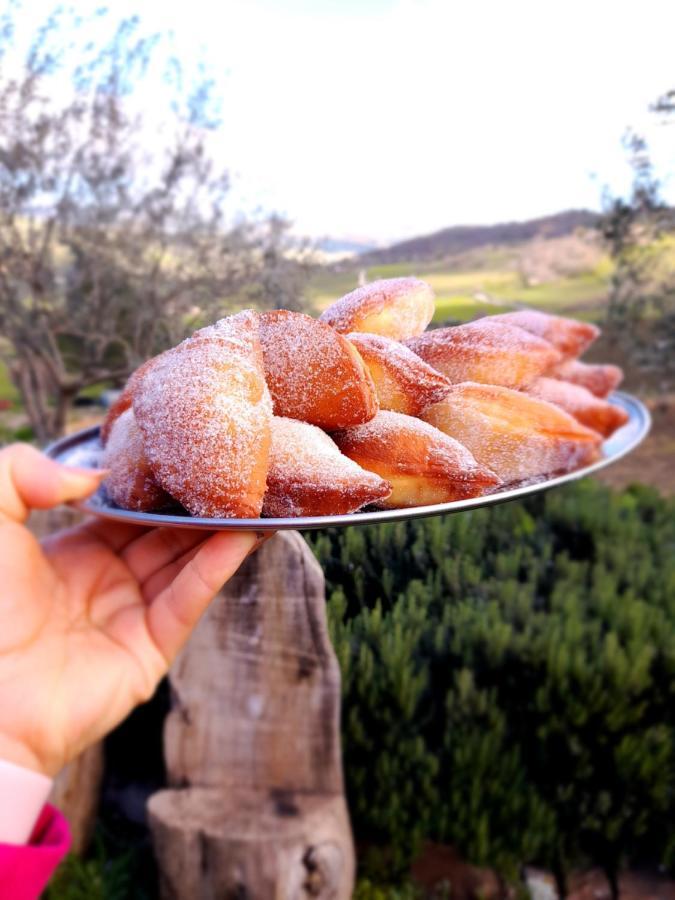 Agriturismo La Stragola Nicosia Bagian luar foto