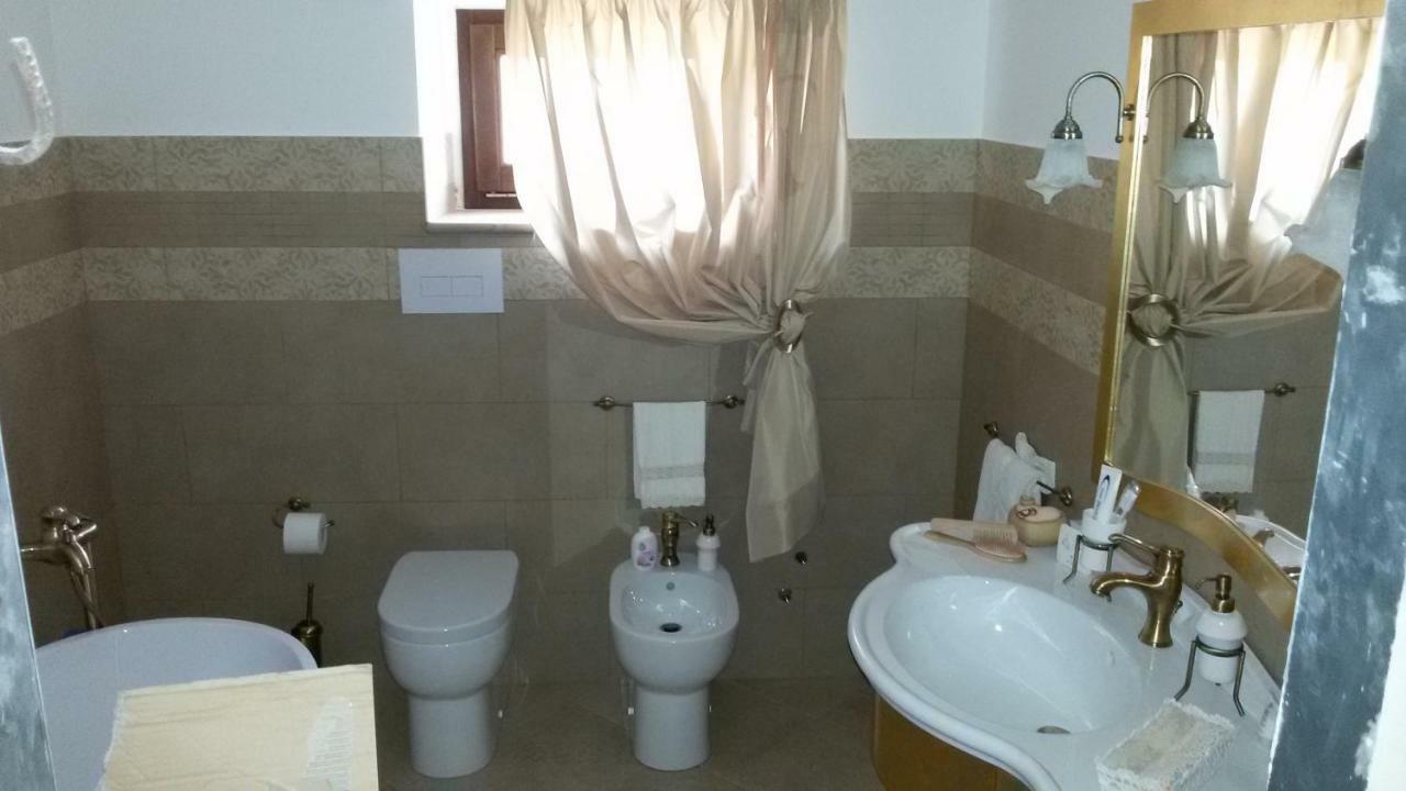 Agriturismo La Stragola Nicosia Bagian luar foto